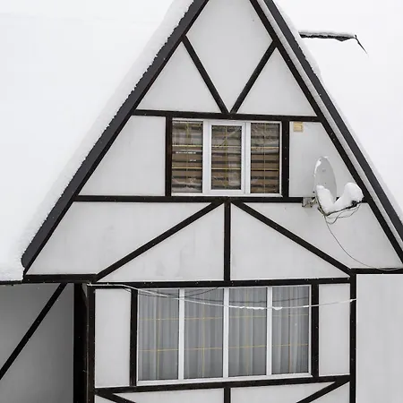 Country house готельний комплекс парламент,