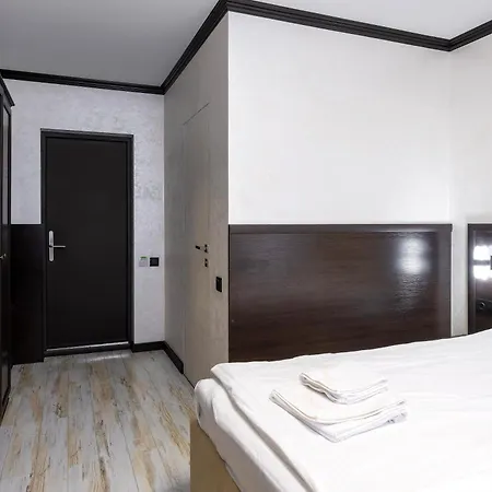 Hétvégi ház готельний комплекс парламент, Jablunicja