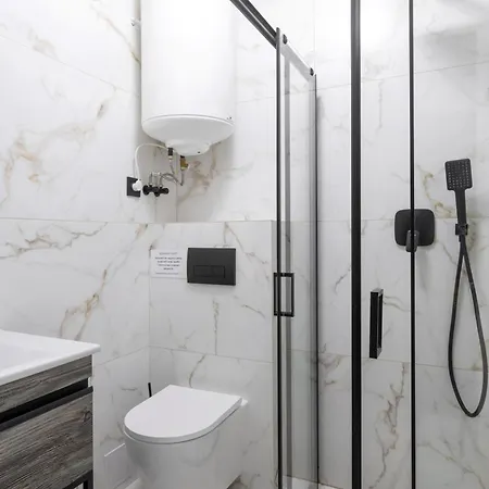 готельний комплекс парламент, Hétvégi ház *