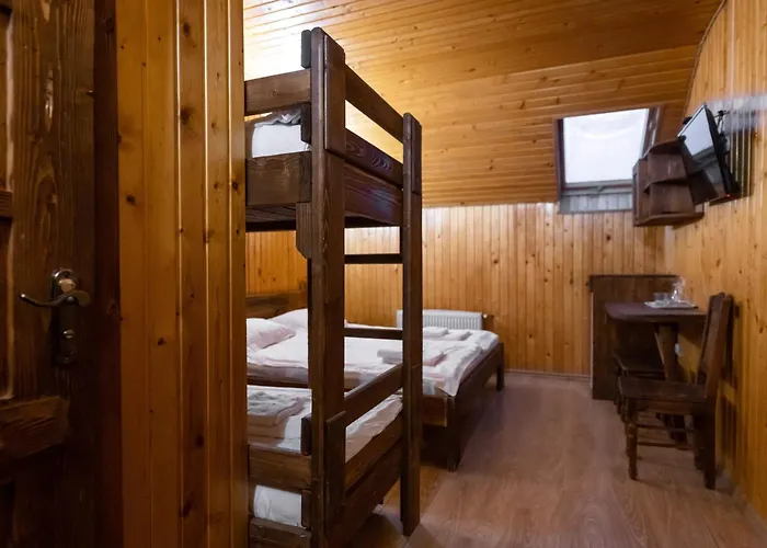 Country house готельний комплекс парламент, Yablunytsya