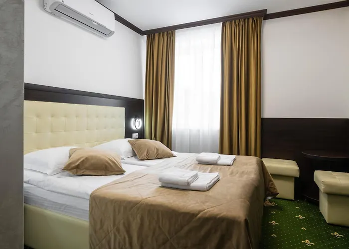 готельний комплекс парламент, Country house Yablunytsya