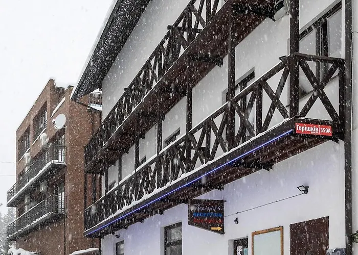 готельний комплекс парламент, * Yablunytsya