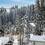 готельний комплекс парламент, Casa rural