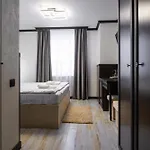Casa rural готельний комплекс парламент,