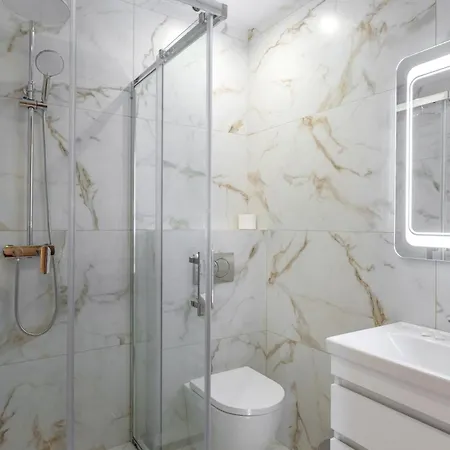 Летний дом готельний комплекс парламент, Яблоница