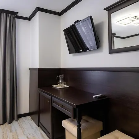 Летний дом готельний комплекс парламент,